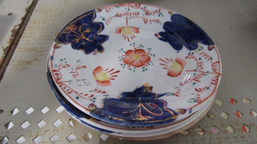 4 VINTAGE PLATES WITH FLOWER & BLUE COLORING