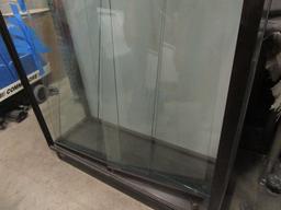 LARGE LIGHTED DISPLAY CASE