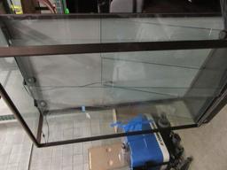 LARGE LIGHTED DISPLAY CASE