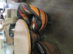 4' ROUND BARREL TABLE WITH BARREL CHAIRS 2 SQUARE BOX TO ROUND IT BACKS