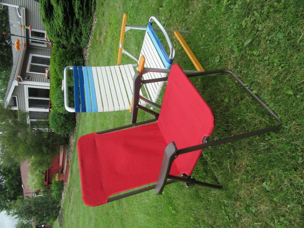 PAIR OF FOLDING LAWN CHAIRS