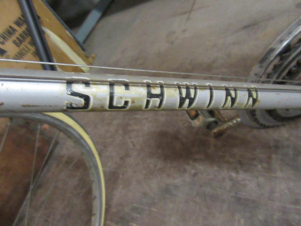 SCHWINN 10-SPEED BICYCLE WITH TREK MILE COUNTER