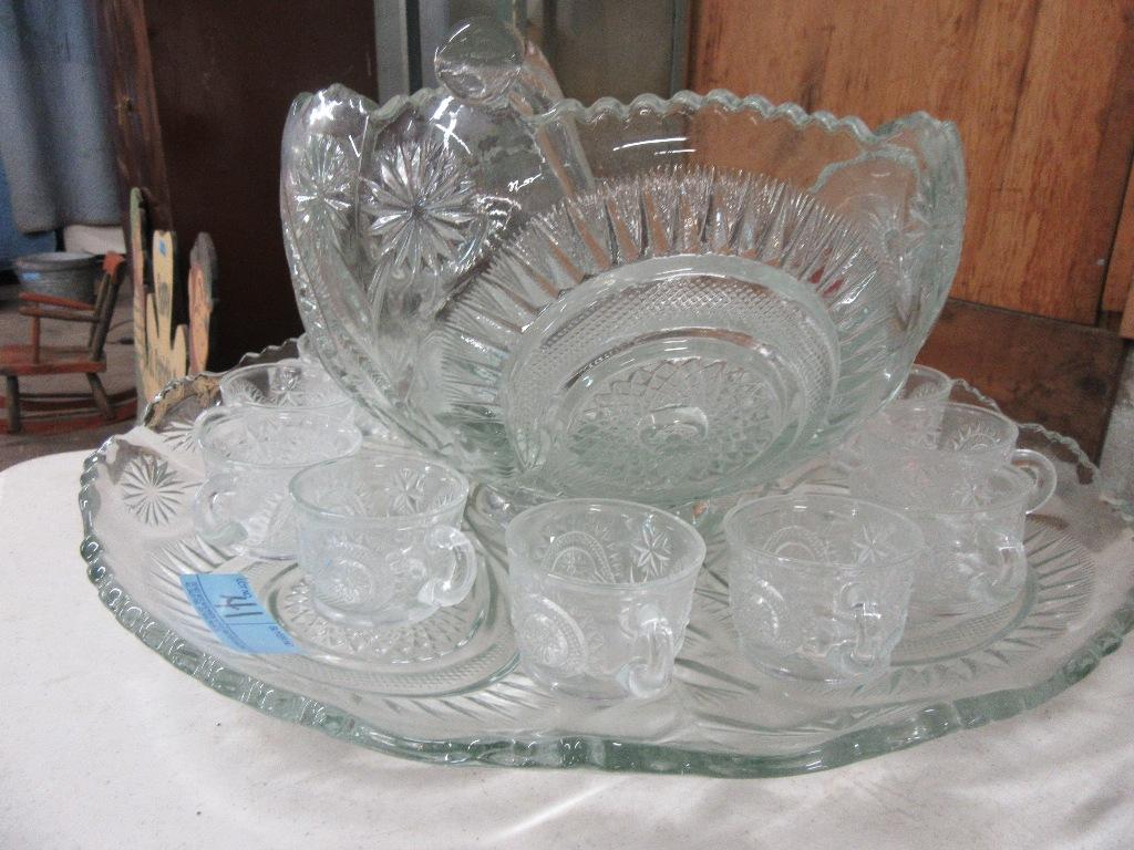 LARGE PUNCH BOWL SET WITH SERVING TRAY & 12 GLASSES