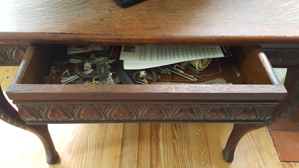 OAK CARVED WRITING DESK WITH DRAWER