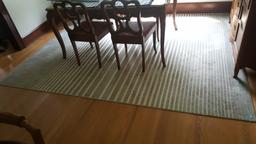 8' X 10' AREA RUG