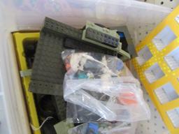 PLASTIC MILITARY FIGURES AND ASSORTED LEGO BLOCK PIECES