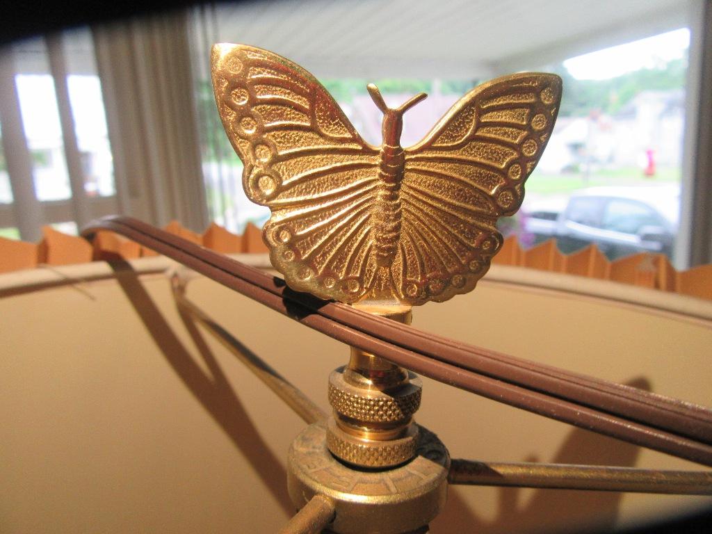 STIFFEL LAMP WITH BUTTERFLY FINIAL