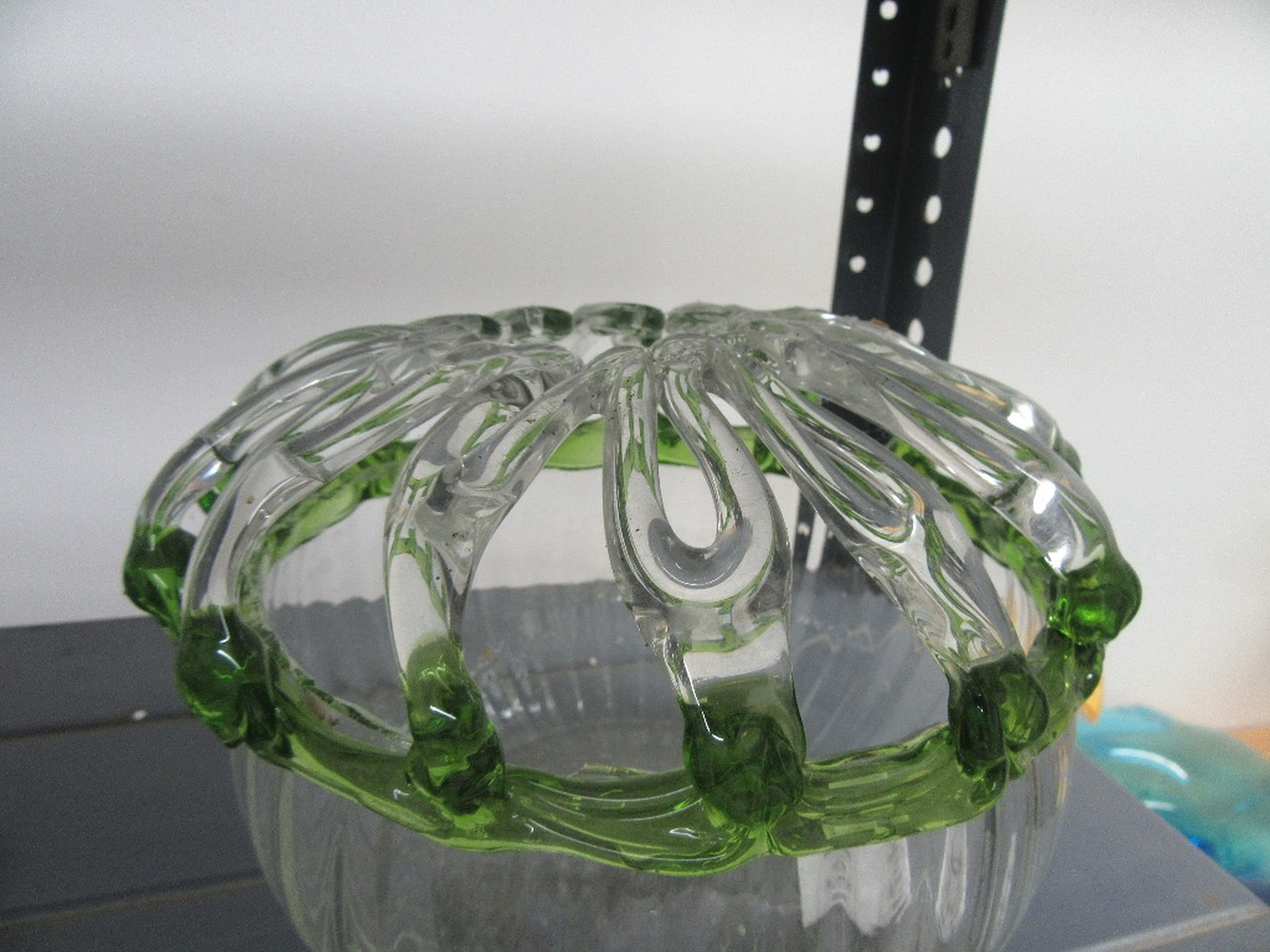 GLASS PUMPKIN SHAPED BOWL