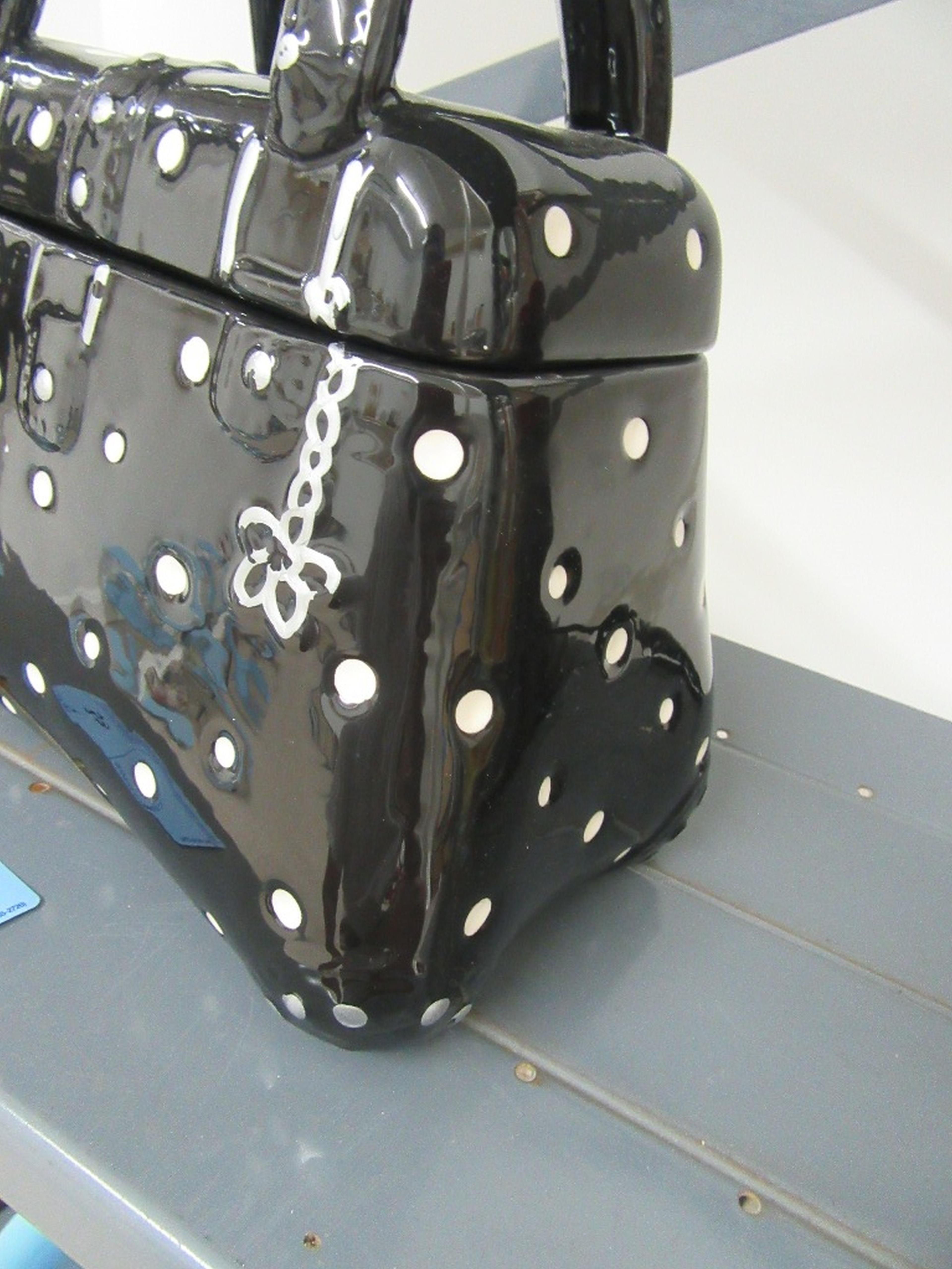 CERAMIC POLKA DOTS PURSE COVERED BOX