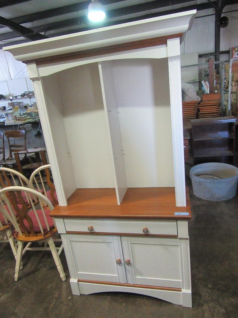 PAINTED CABINET WITH WOVEN STYLE DOOR FRONTS