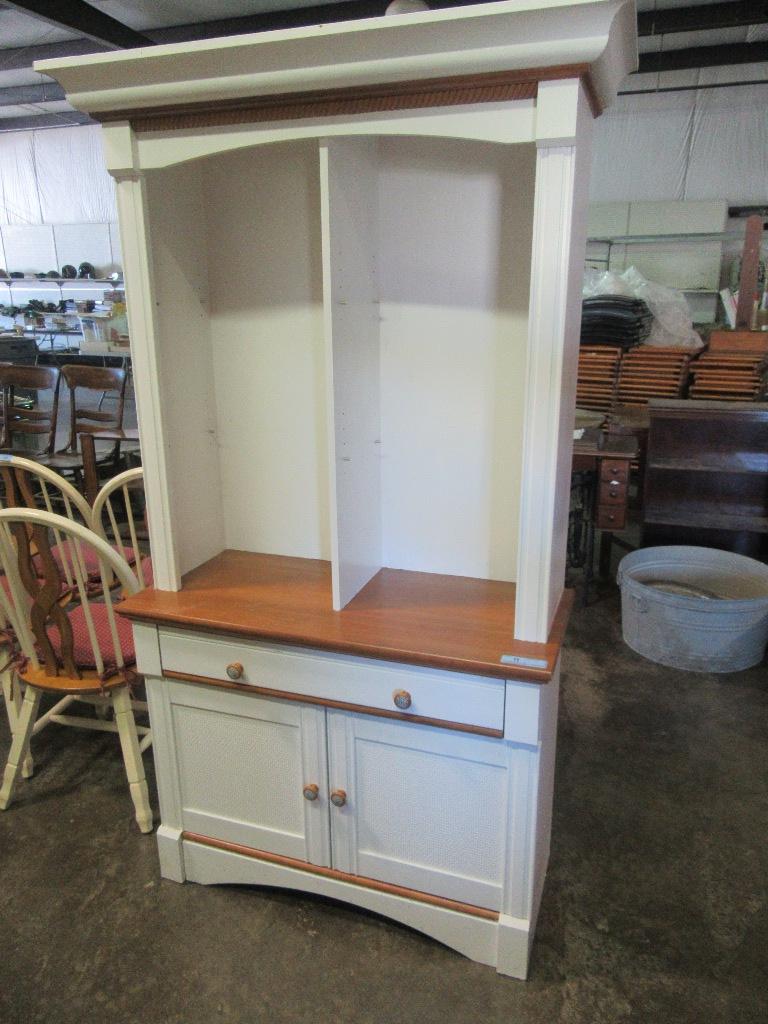 PAINTED CABINET WITH WOVEN STYLE DOOR FRONTS