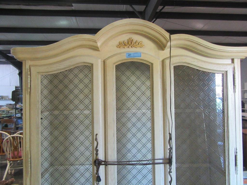 LIGHTED FRENCH PROVINCIAL STYLE BREAKFRONT