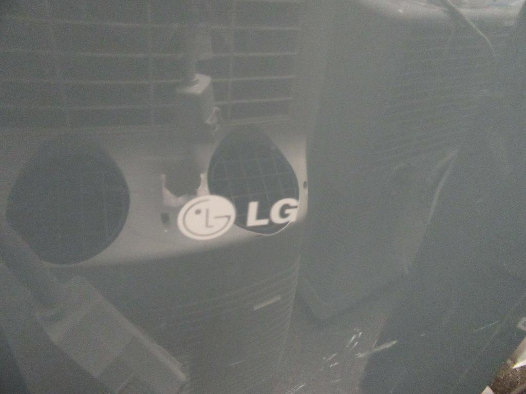 LG PORTABLE AIR CONDITIONER