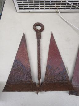 2 BOAT ANCHORS