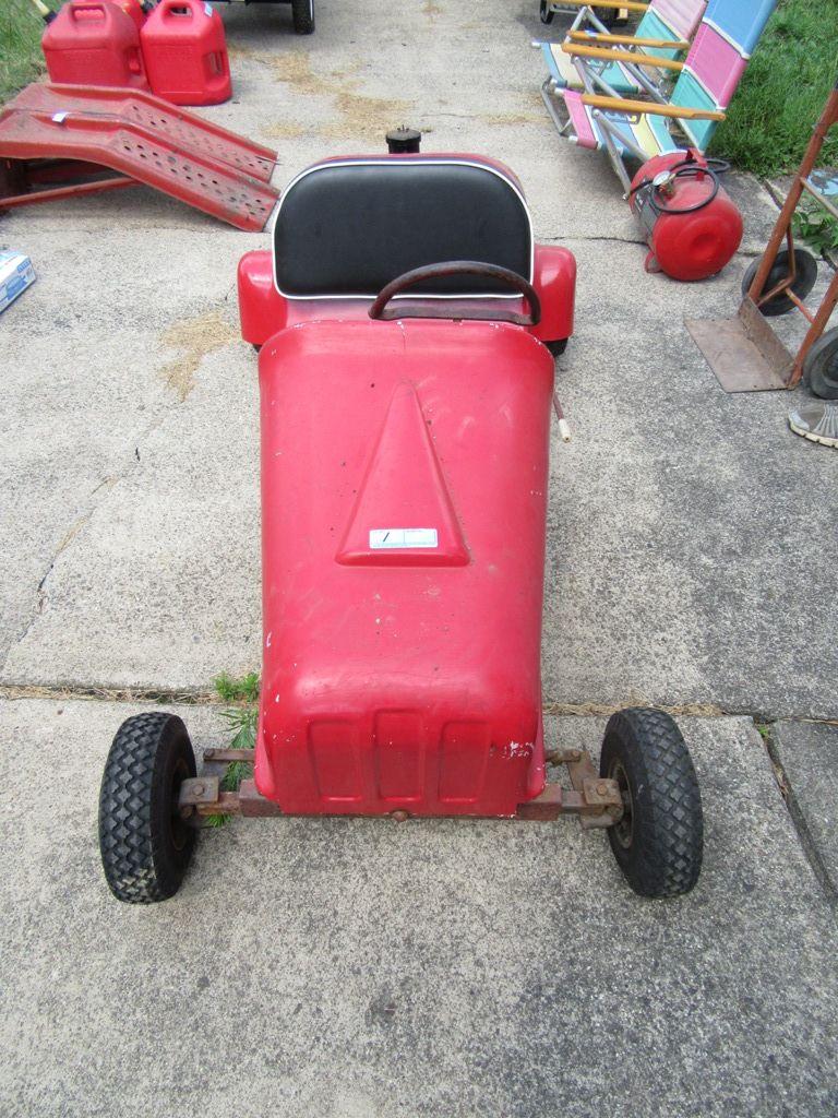 HOMEMADE GO CART WITH FIBERGLASS BODY. MISSING PARTS