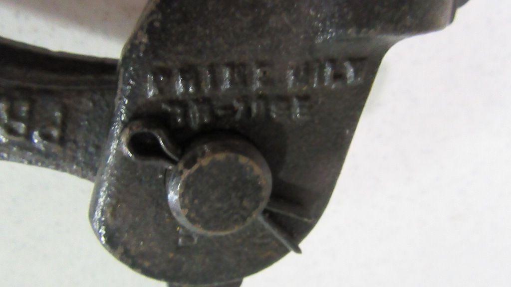 PRIME-MILW CLAPPER WITH MODEL NUMBER PR-1895 MOUNT