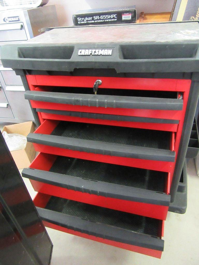 CRAFTSMAN ROLLABOUT TOOL BOX WITH KEY. 33 IN BY 21 IN 39 IN