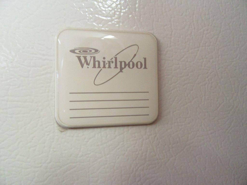 WHIRLPOOL REFRIGERATOR MODEL ET8CHKXKT0