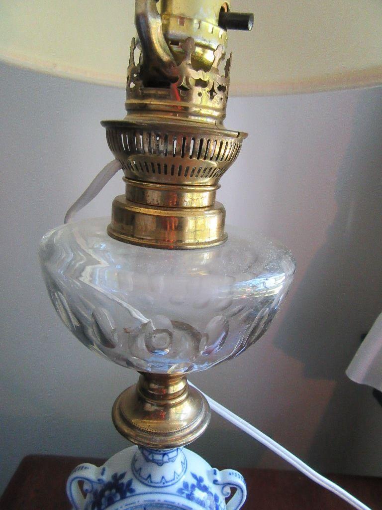 PAIR OF DUTCH MOTIF GLASS OIL LAMP STYLE BEDROOM LAMPS