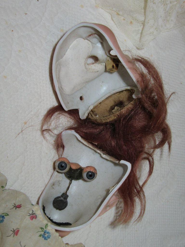 MADE IN GERMANY DOLL DEP. 254. 10 / 0. HEAD BROKEN. EYES ON SEPARATE WEIGHT