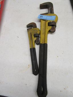 2 PIPE WRENCHES