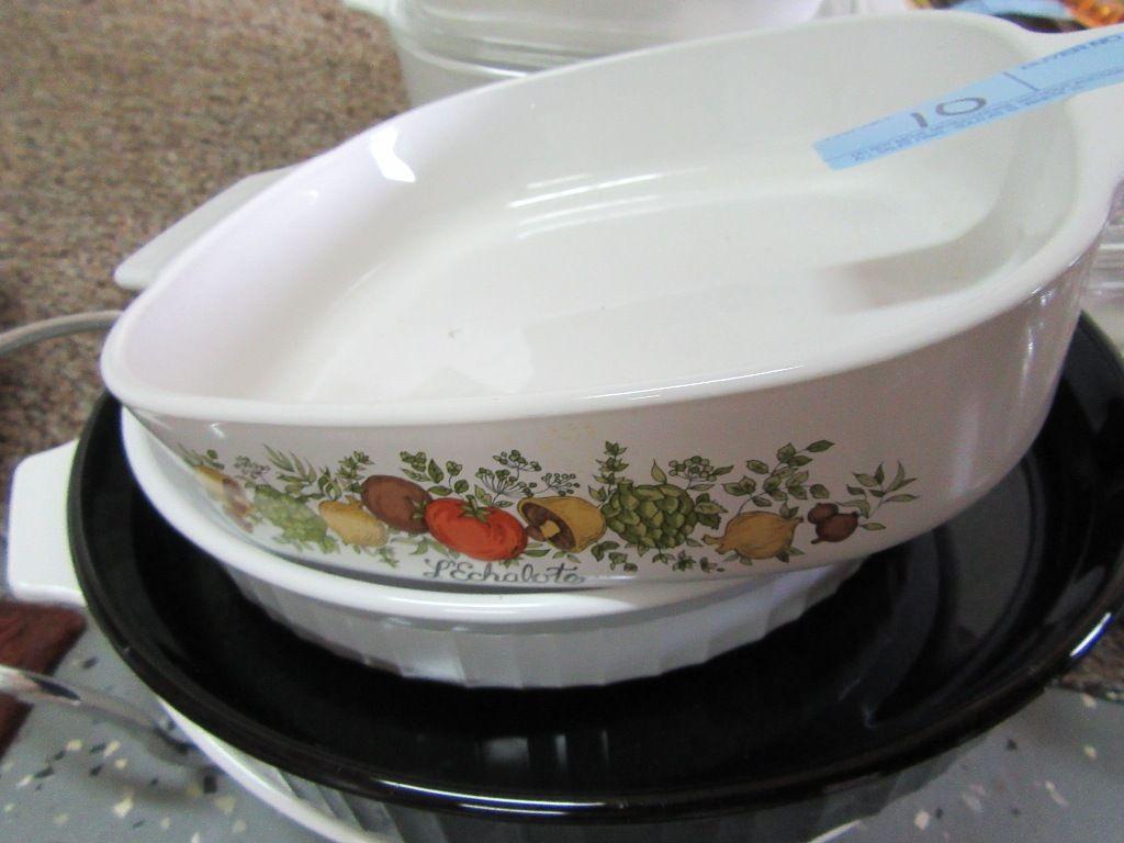 VARIETY OF CORNING AND CORELLE COOKWARE