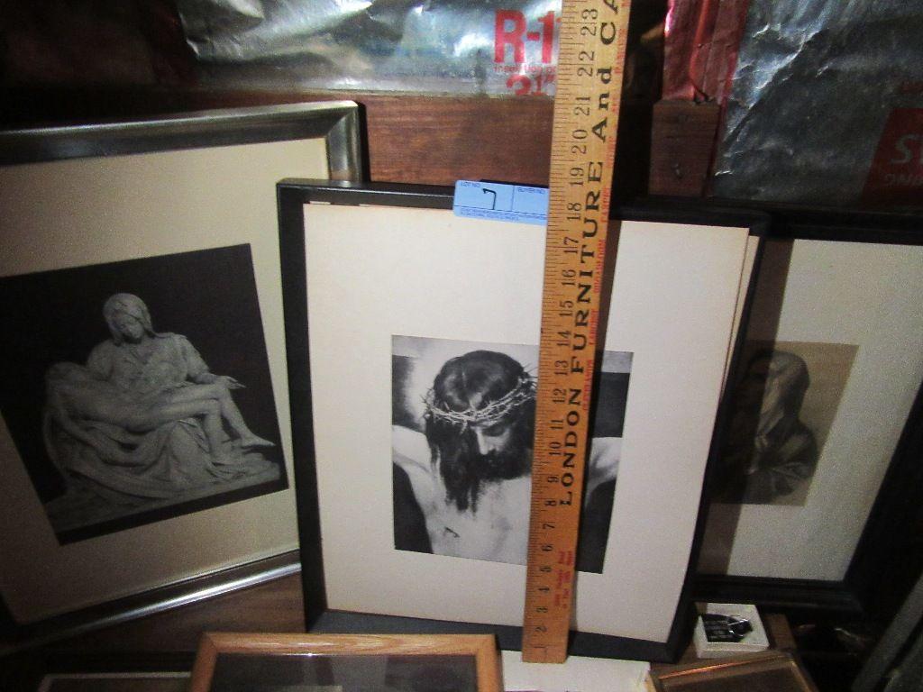 RELIGIOUS PICTURES AND TRINKETS