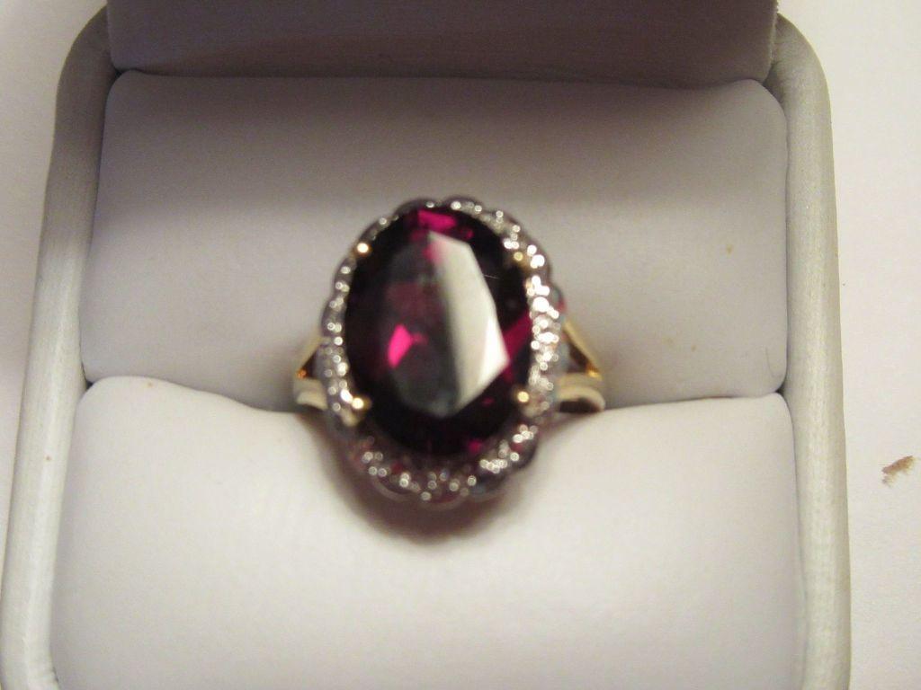 14 KARAT GARNET? AND DIAMOND? RING