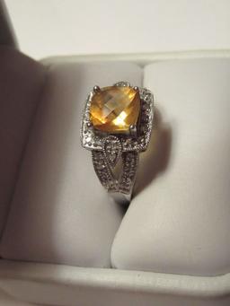 14 KARAT WHITE GOLD CITRON? AND DIAMOND? RING