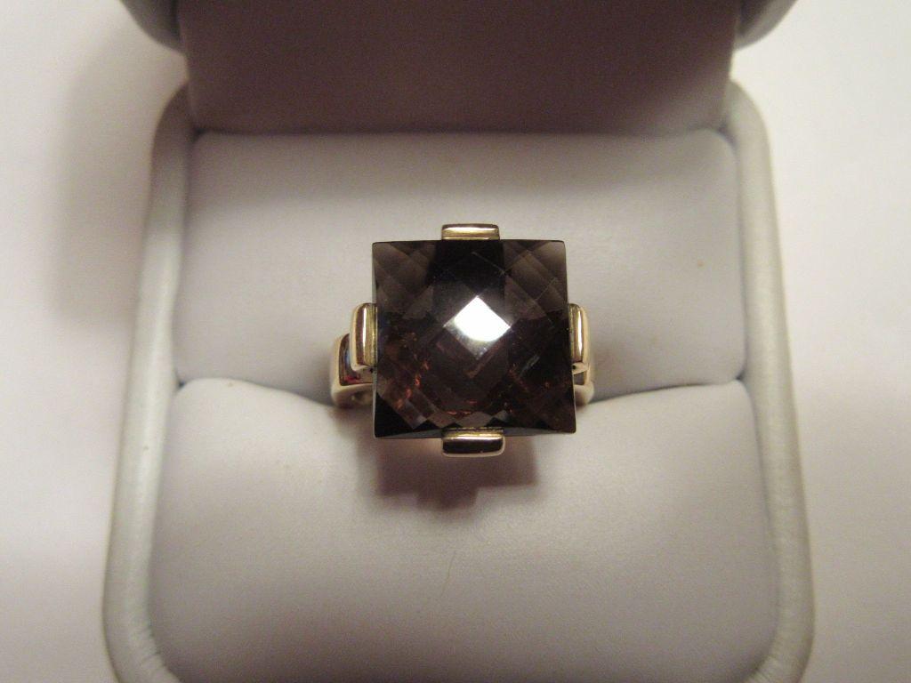 14 KARAT AMBER? RING