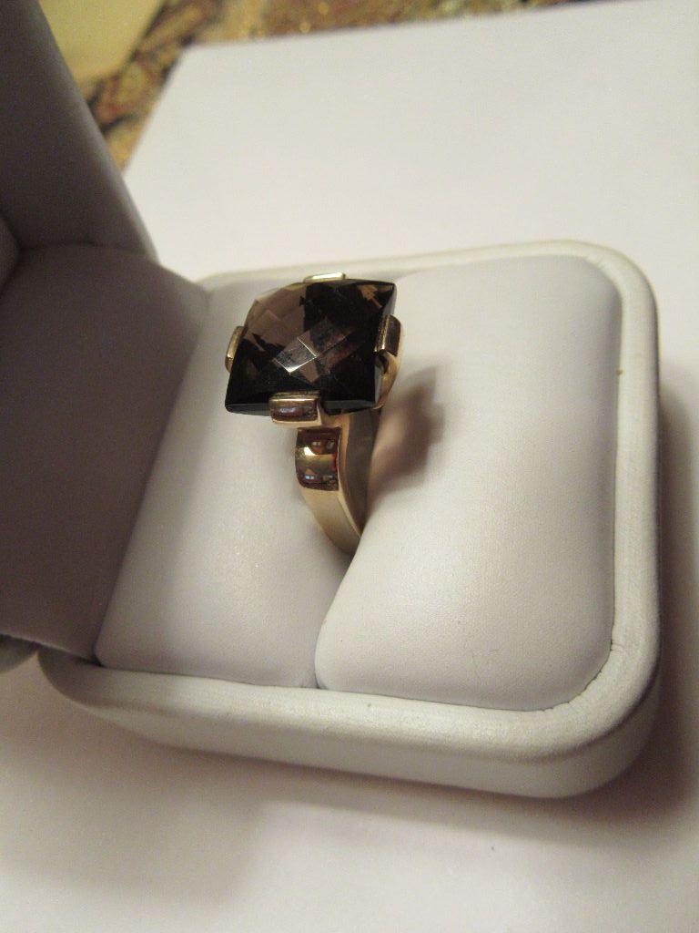 14 KARAT AMBER? RING