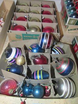 GLASS CHRISTMAS ORNAMENTS