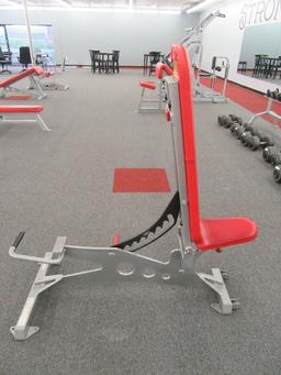 STAR TRAC ADJUSTABLE BENCH