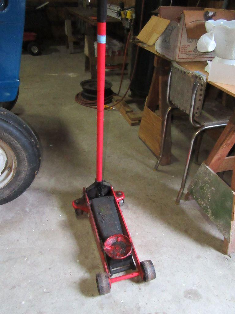 3 TON FLOOR JACK