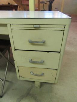 GLOBE WERNICKE METAL DESK WITH FOLDING CHAIR