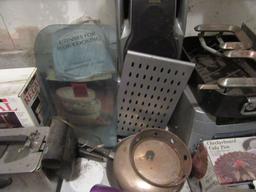 SMALL KITCHEN APPLIANCES, LIGHT BULBS, OTHER KITCHEN ITEMS