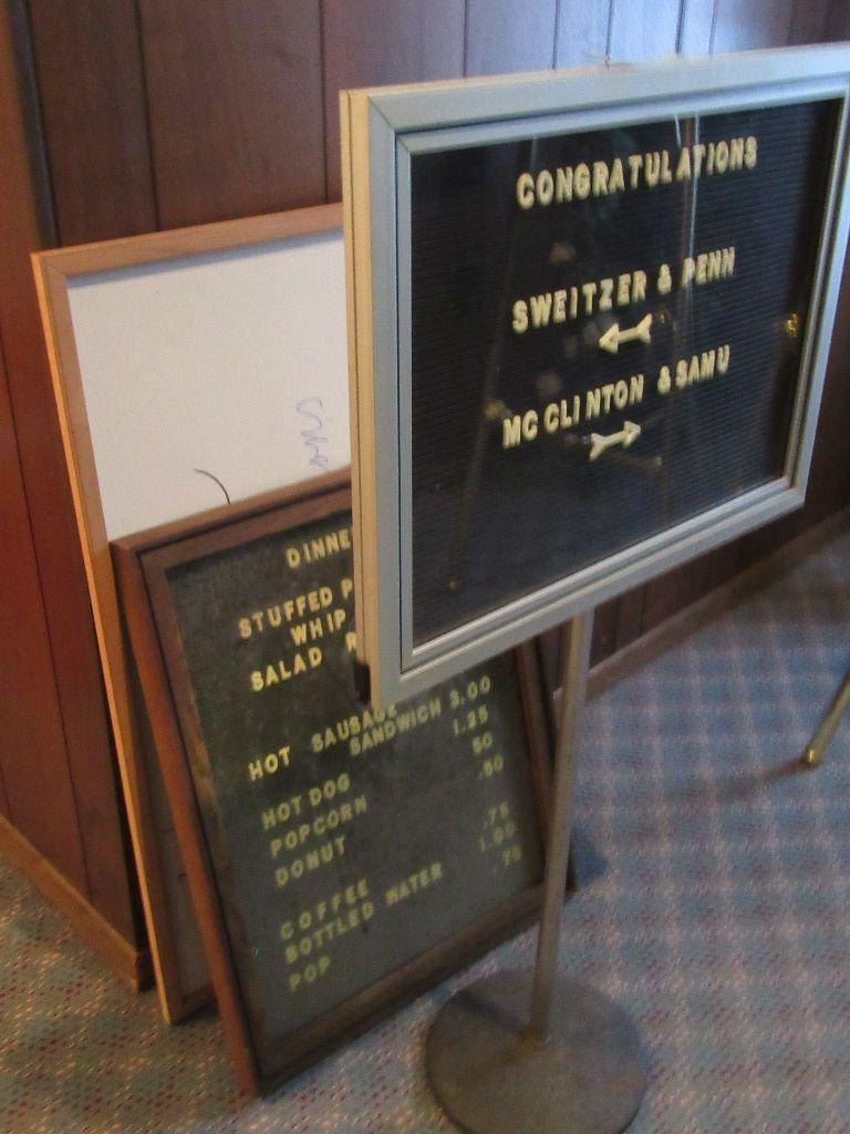 MENU BOARDS AND SIGNAGE BOARD