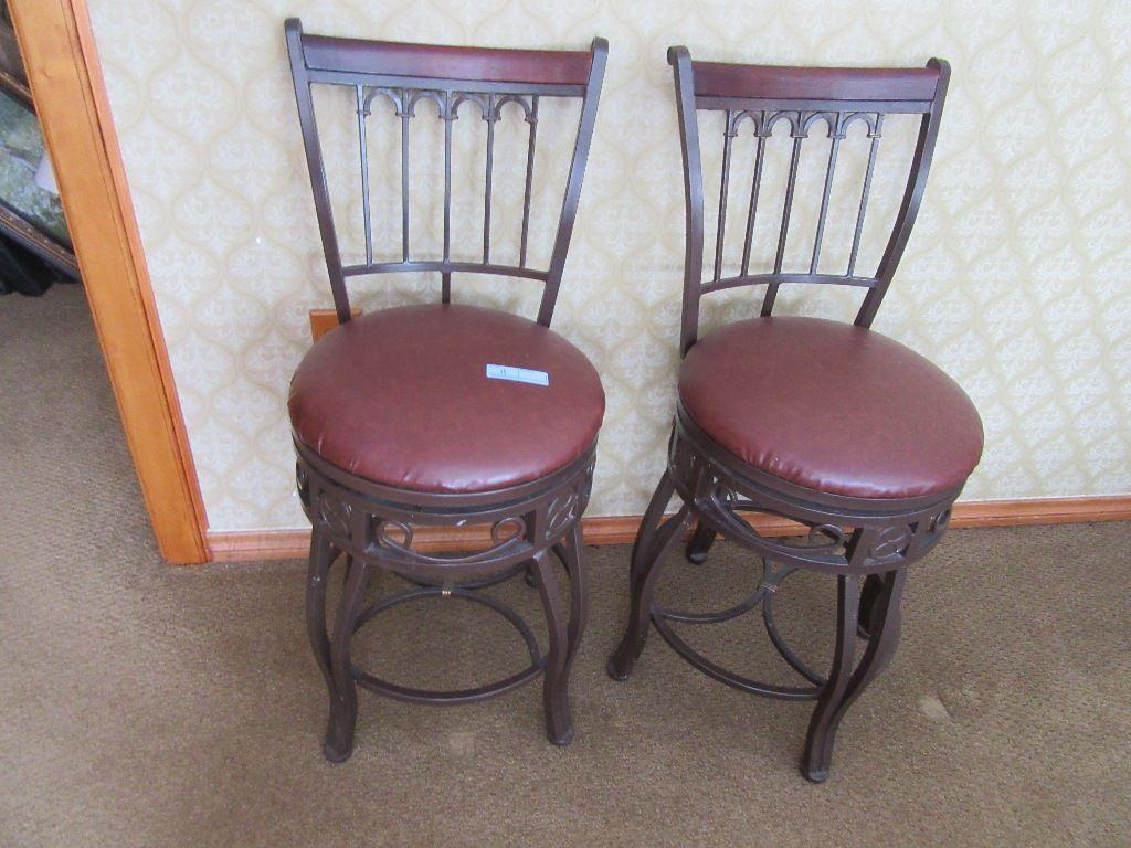 PAIR OF SWIVEL BAR STOOLS