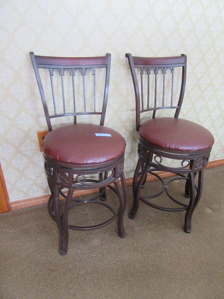 PAIR OF SWIVEL BAR STOOLS