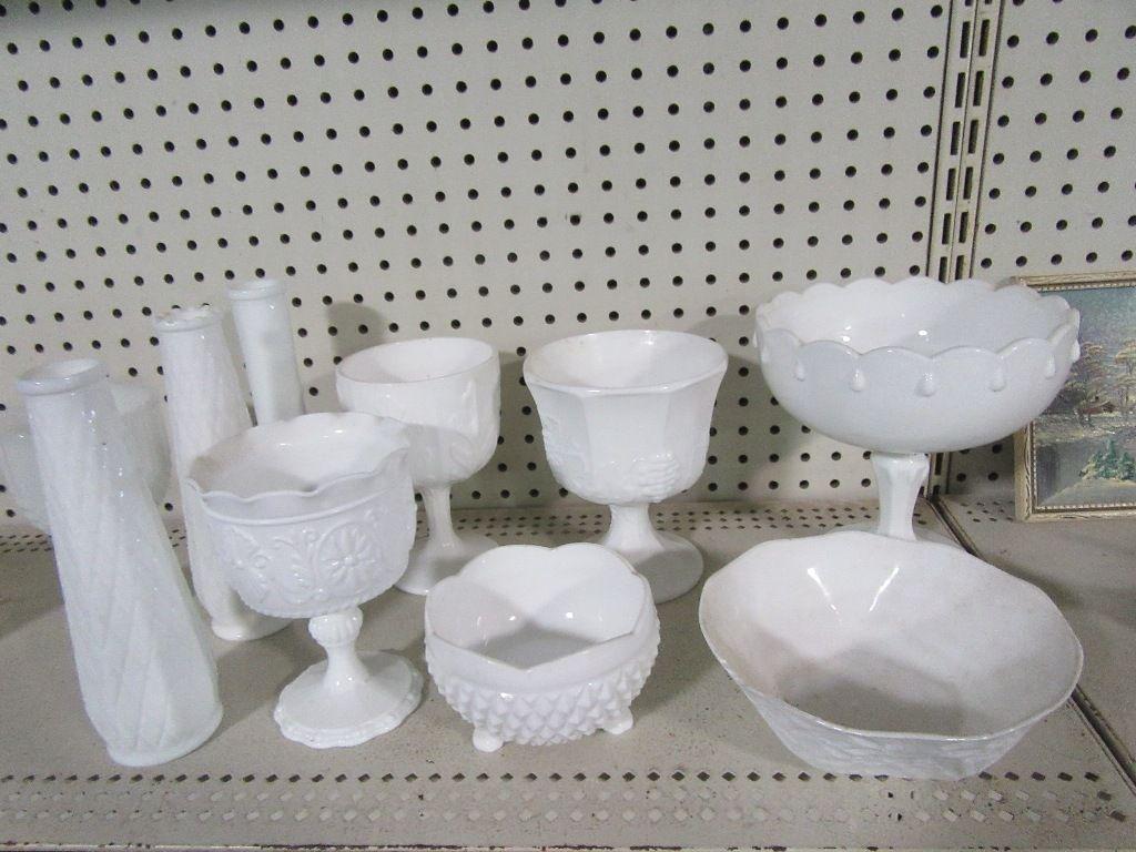 ASSORTED MILK GLASS PIECES