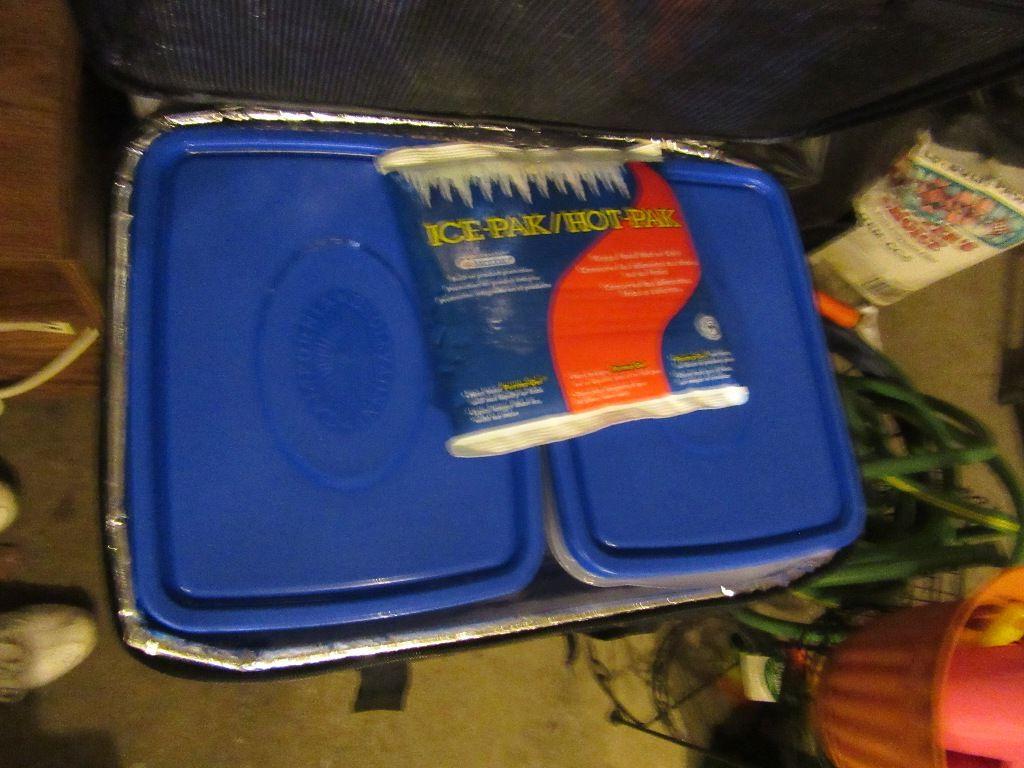 TRAVELING CHEF EXPANDABLE THERMAL FOOD CARRIER