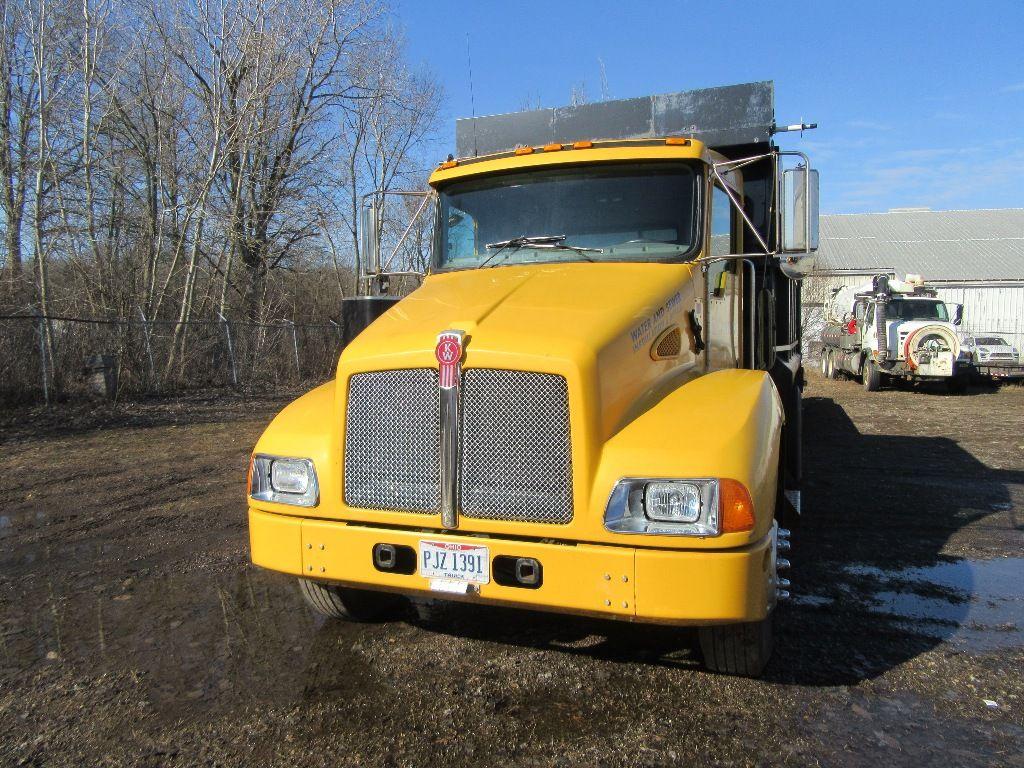 2007 KENWORTH MOTOR T300 DUMP TRUCK