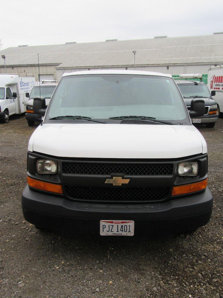 2013 CHEVY EXPRESS VAN