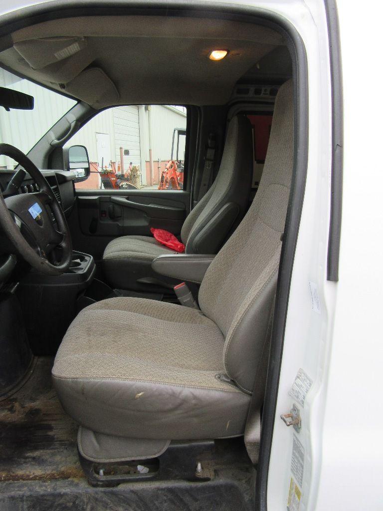 2013 CHEVY EXPRESS VAN