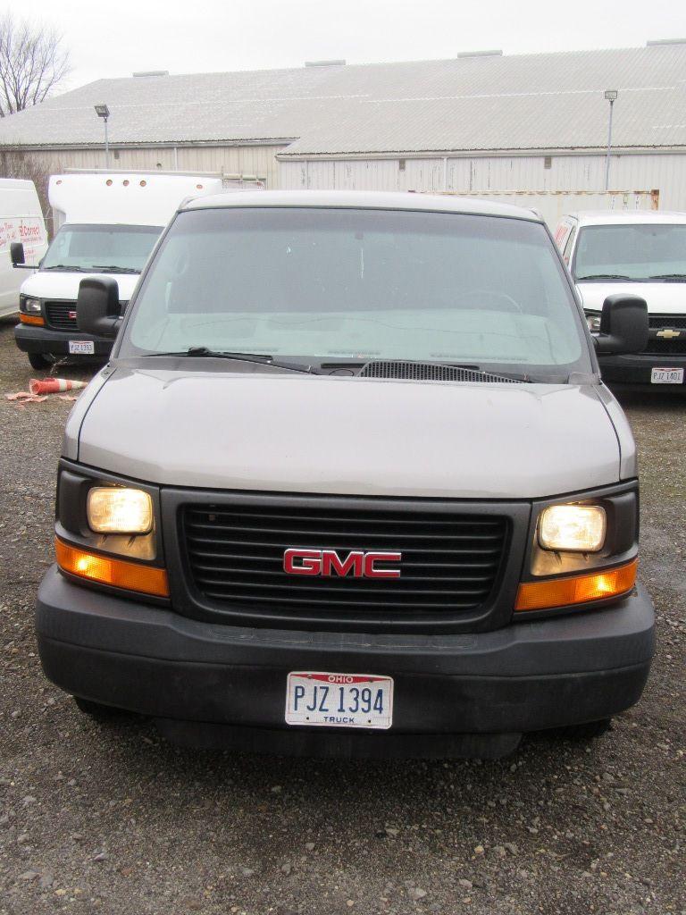 2008 GMC SAVANA G2500 VAN