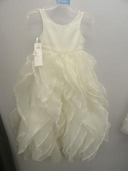 IVORY SIZE 8 CHILDREN'S PARTY DRESS