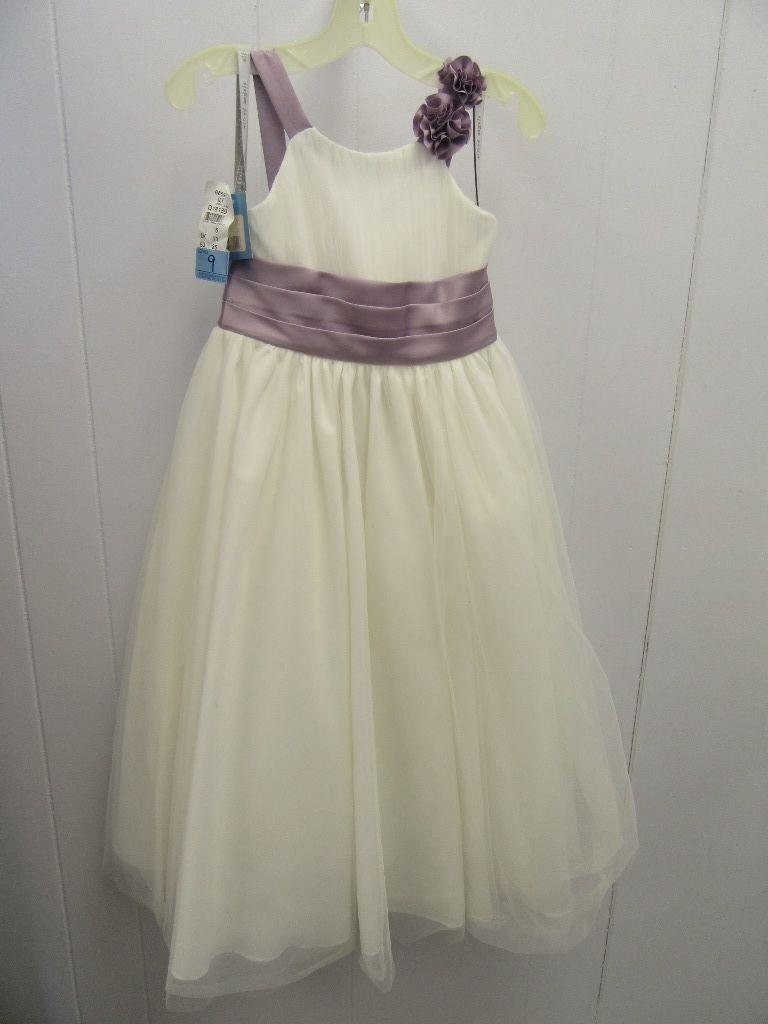 IVORY WITH LILAC SASH AND STRAPS SIZE 6 CHILDREN'S PARTY DRESS