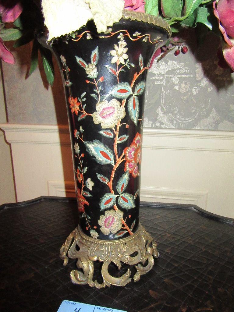 DECORATIVE STONEWARE AND BRASS VASE WITH FLORAL ARRANGEMENT