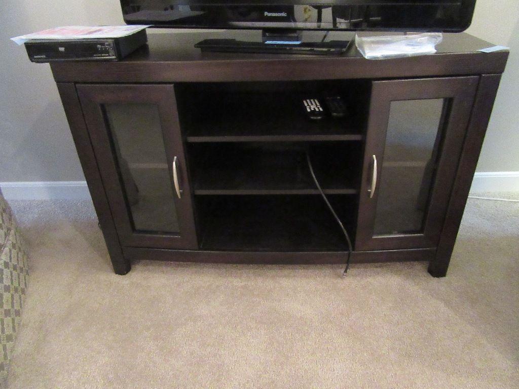 DECORATIVE CABINET WITH GLASS DOORS