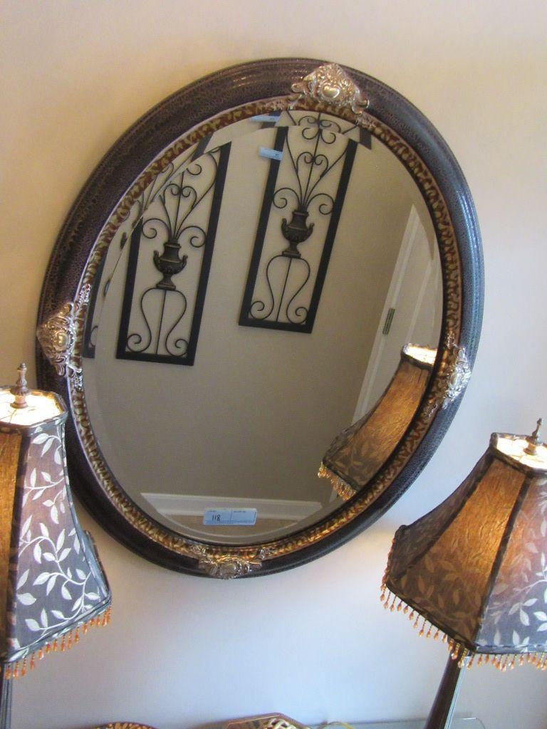 DECORATIVE OVAL MIRROR